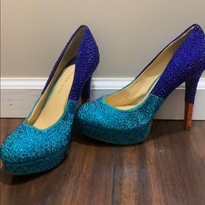 Gorgeous  Gianni Bono jeweled pumps